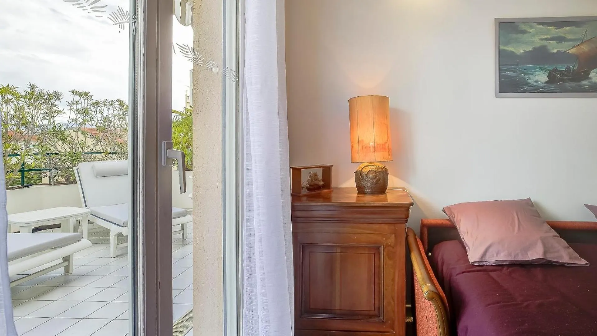 Le Cap St-Charles - Spacieux Dernier Etage - Terrasses - Climatisation - Parking Juan-les-Pins Apartment