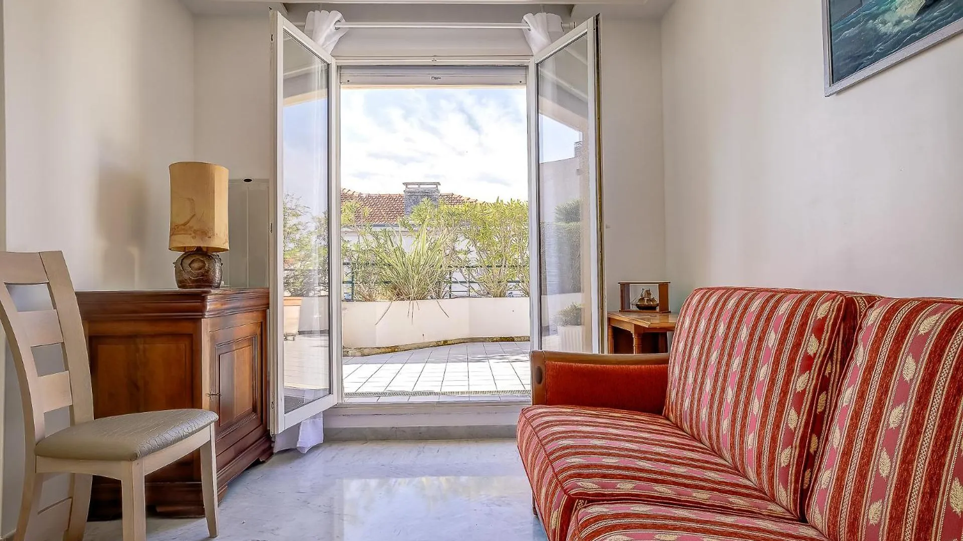 Le Cap St-Charles - Spacieux Dernier Etage - Terrasses - Climatisation - Parking Juan-les-Pins 0*,  France